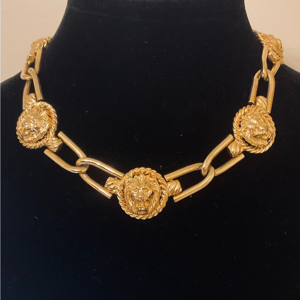 Anne Klein Gold Lion Medallion Chain Necklace - Picture 3 of 3